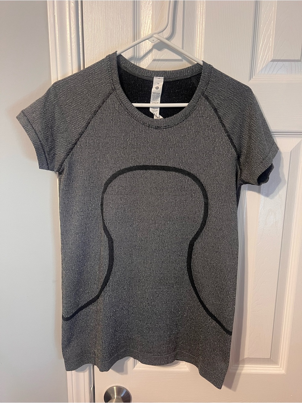 lululemon athletica Heather Charcoal Short-Sleeve Seamless Tee